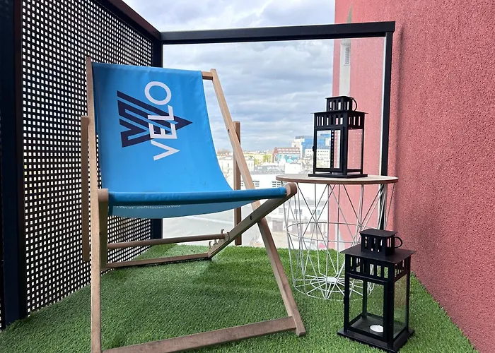 Z Balkonem I Parkingiem