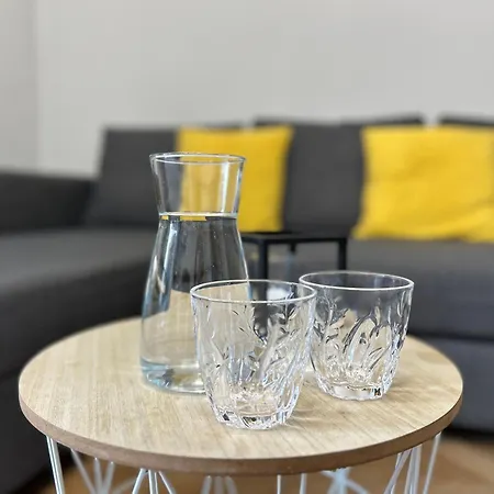 Apartment Z Balkonem I Parkingiem Wroclaw