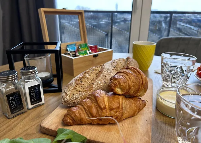 Z Balkonem I Parkingiem